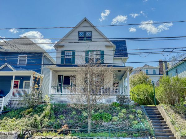 63 E Kirmar Avenue, Nanticoke, PA 18634