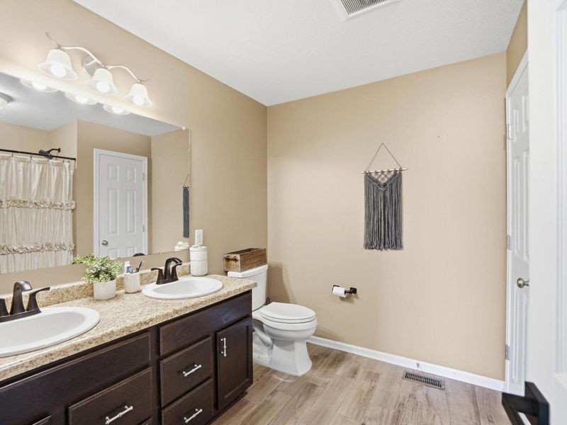 16120 Waynesfield Road, Waynesfield, OH 45896 Photo 24
