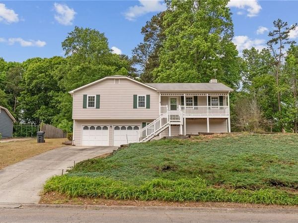 2750 Old Ivy Court , Buford, GA 30519