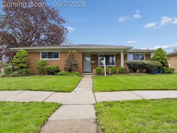 14053 April Lane, Warren, MI 48088