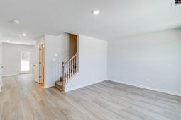 183 Carr Lane  photo 4
