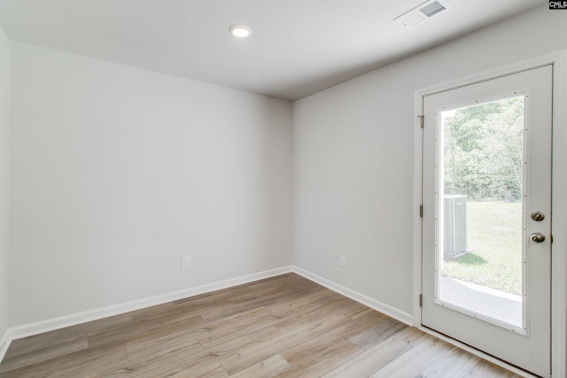 183 Carr Lane  Photo 6