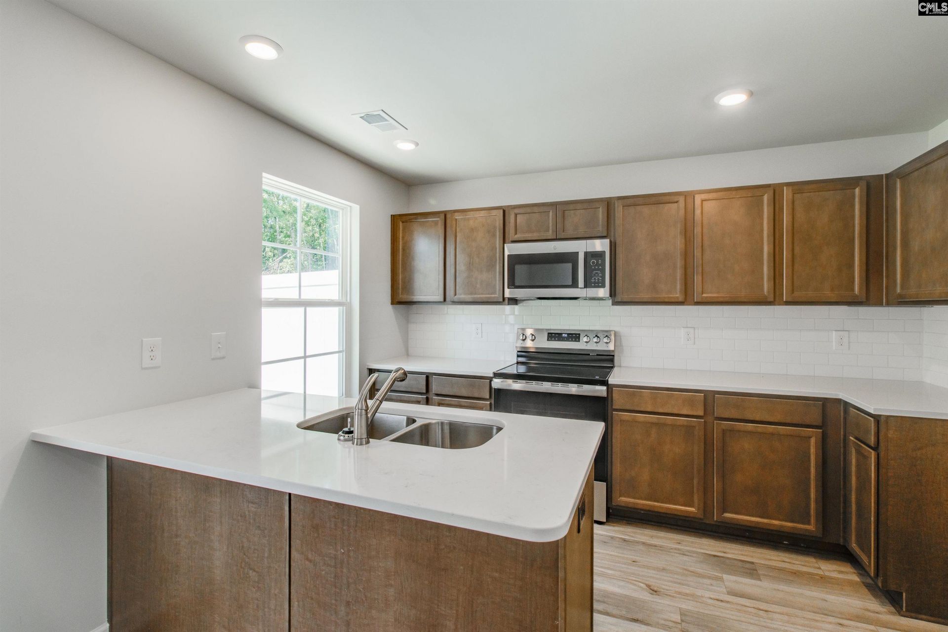 183 Carr Lane  Photo 7