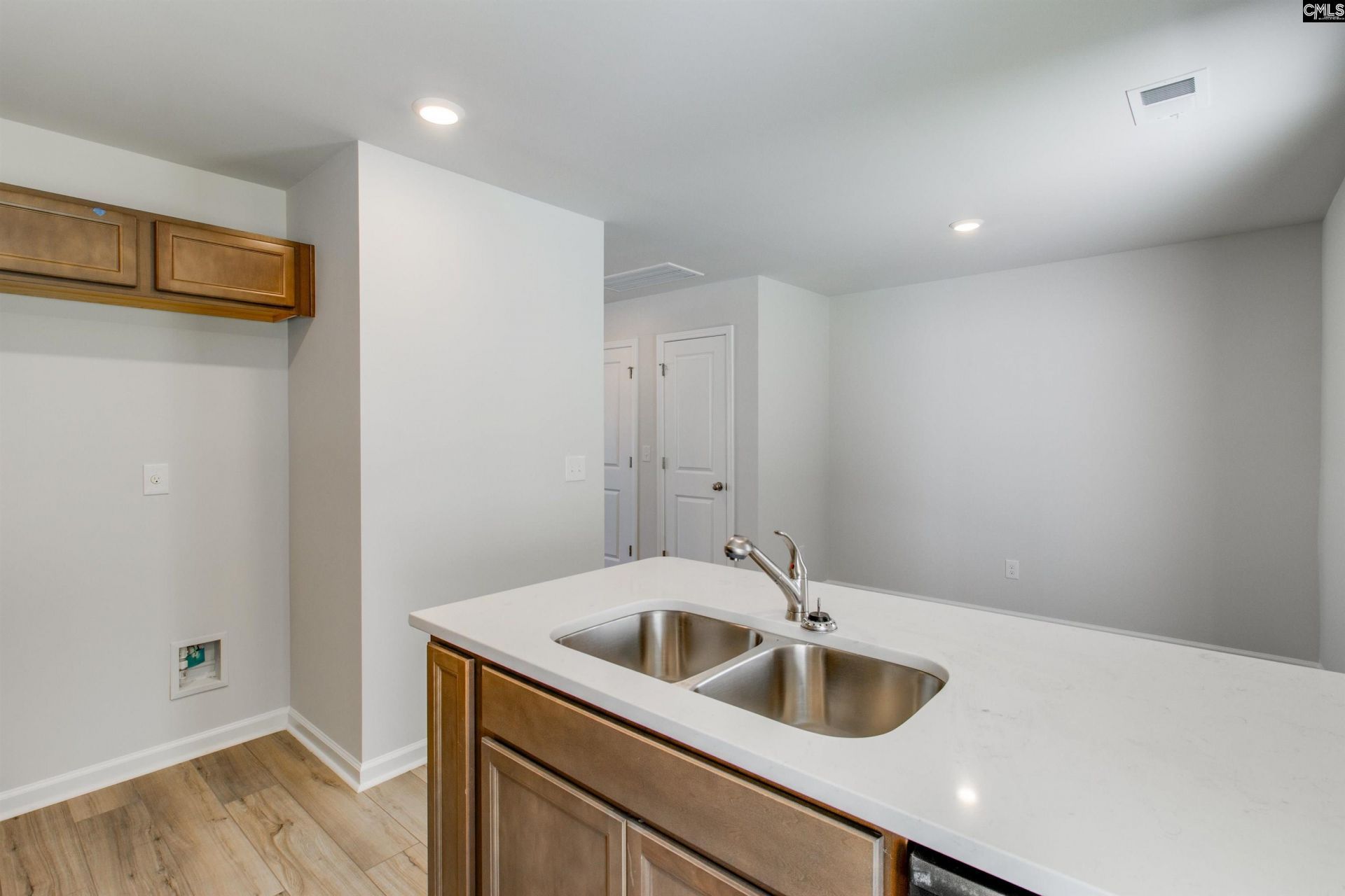 183 Carr Lane  Photo 9
