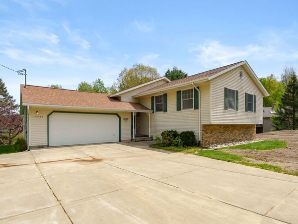 35485 CR 665, Paw Paw, MI 49079