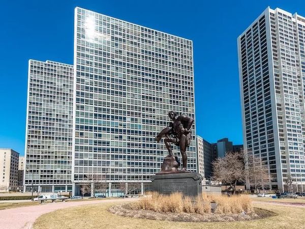 330 W Diversey Parkway , Unit 404, Chicago, IL 60657