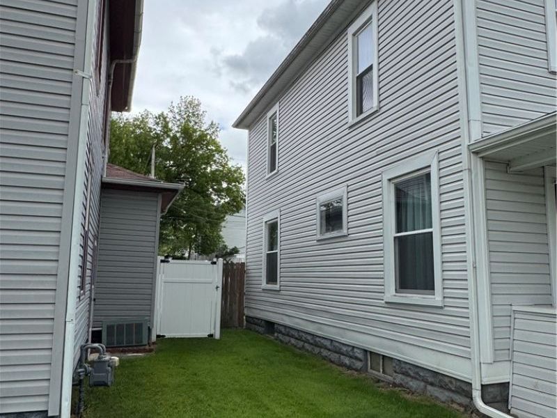 776 S 6th Street, Coshocton, OH 43812 Photo 3