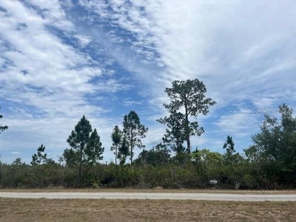 7571 DELAND AVENUE , INDIAN LAKE ESTATES, FL 33855