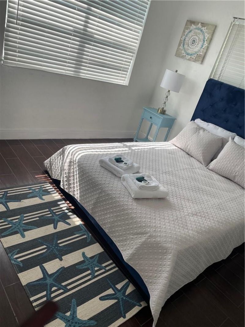 17 NE 9th Avenue, Unit 2, Fort Lauderdale, FL 33301 Photo