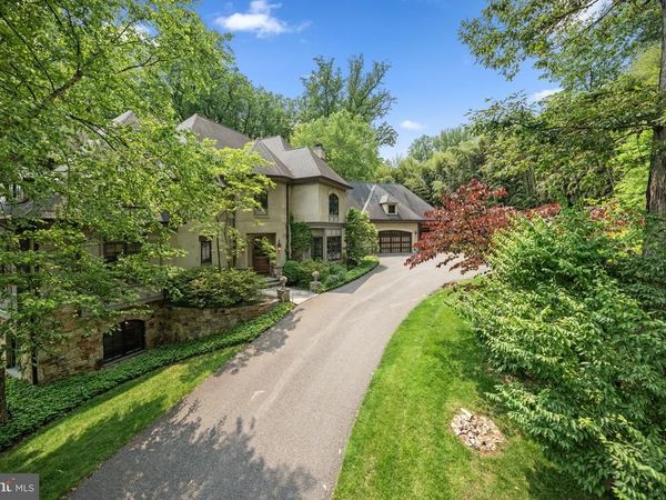 10 BURNING TREE COURT , BETHESDA, MD 20817