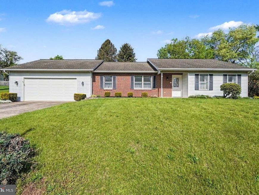 280 Shatto Drive, Carlisle, PA 17013 Main Photo