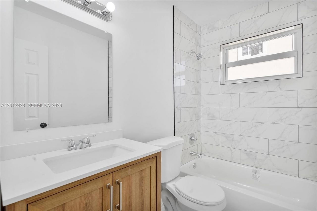 1061 NW 108 Ter , Unit 1061, Miami, FL 33168 Photo