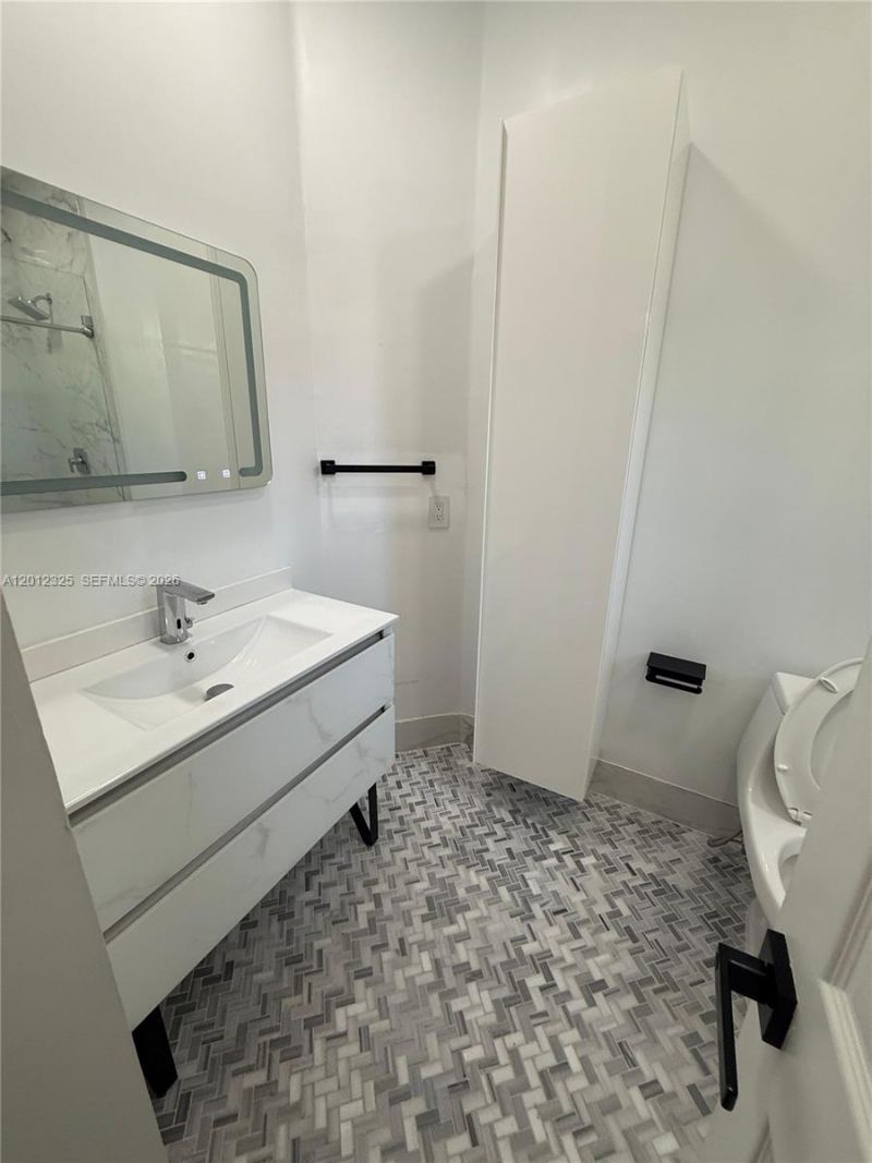 721 NW 170th Ter, Unit 721, Pembroke Pines, FL 33028 Photo