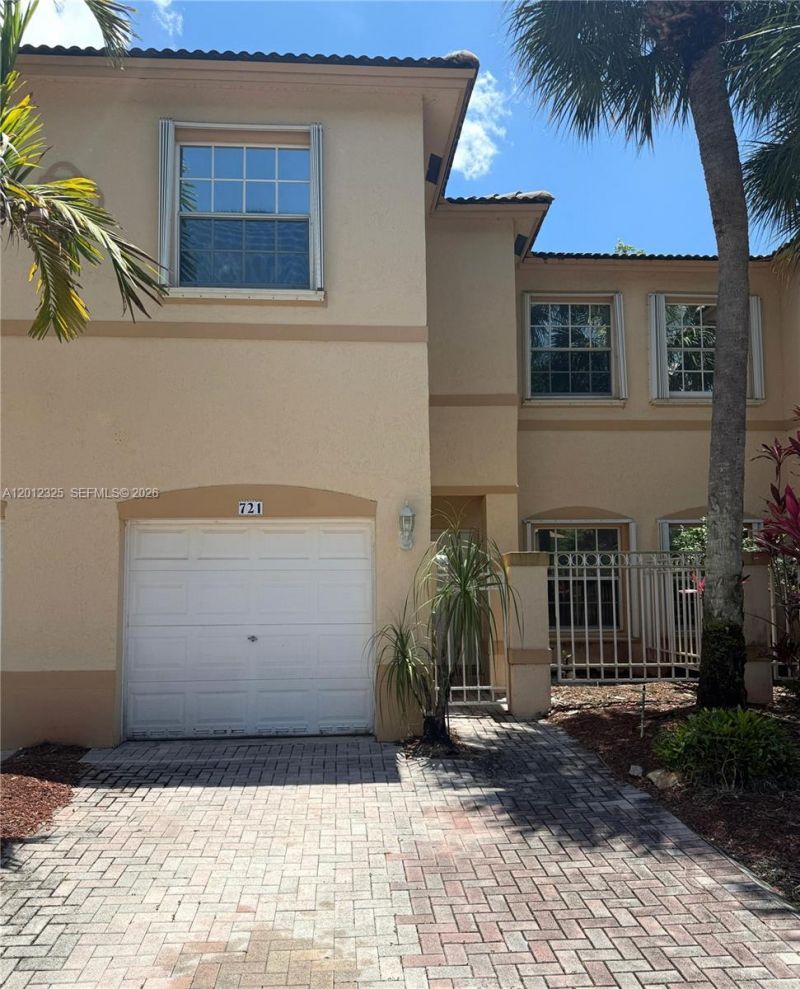 721 NW 170th Ter, Unit 721, Pembroke Pines, FL 33028 Photo