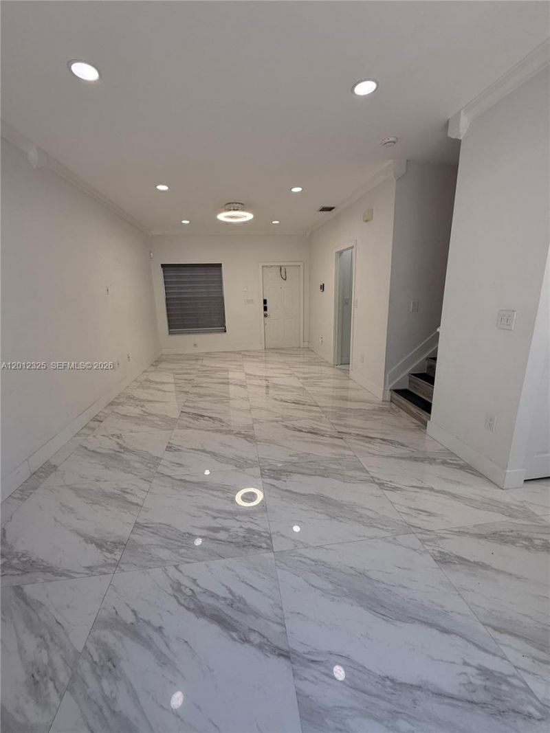 721 NW 170th Ter, Unit 721, Pembroke Pines, FL 33028 Photo
