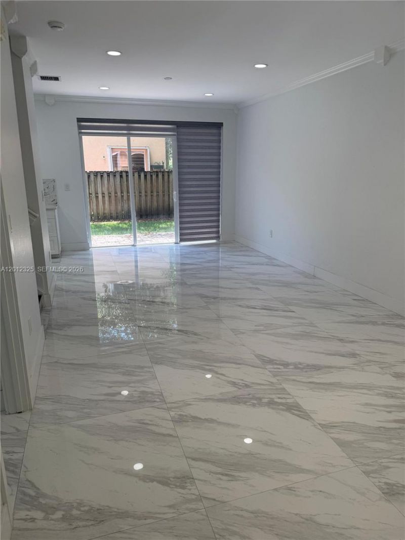 721 NW 170th Ter, Unit 721, Pembroke Pines, FL 33028 Photo