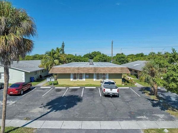 581 Kathy Ln , Unit D, Margate, FL 33068