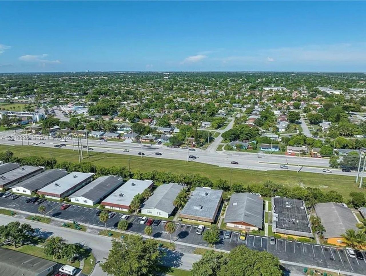 581 Kathy Ln, Unit D, Margate, FL 33068 Photo