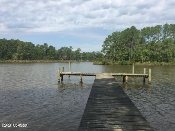 2421 Bailey Point Drive , Belhaven, NC 27810