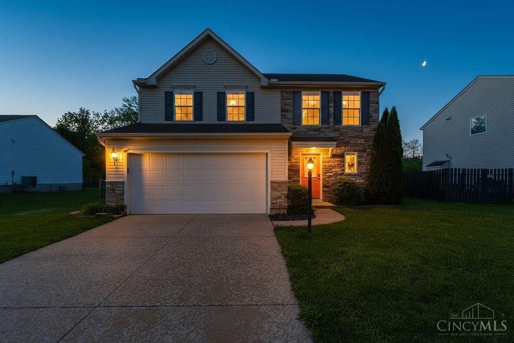 302 Deer Creek Drive, Pierce Twp, OH 45102 Main Photo