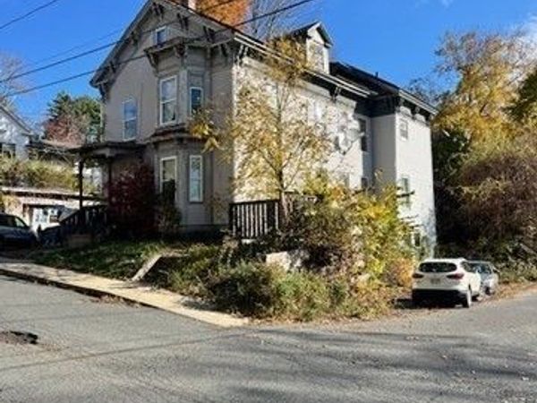 52 Mechanic Street, Orange, MA 01364