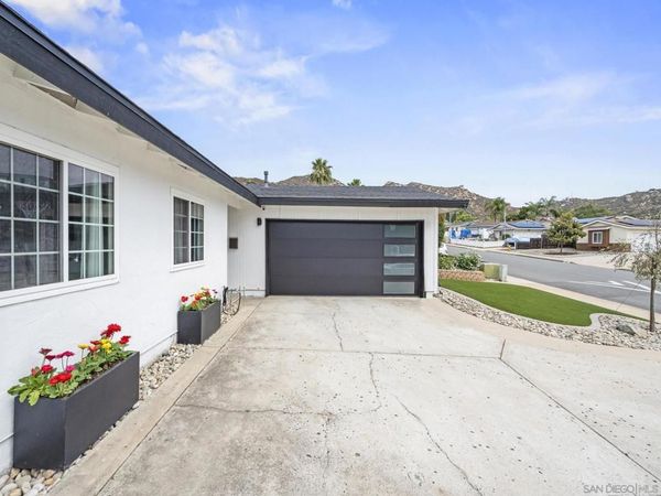 10252 Santana Street, Santee, CA 92071