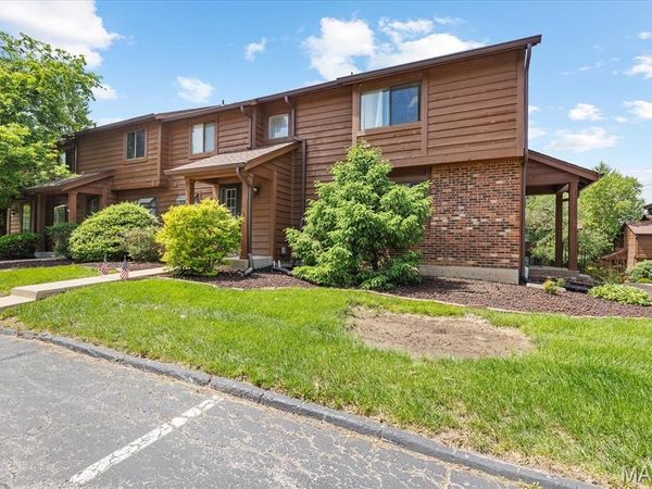 228 Cedar Grove Drive , Unit D, St Charles, MO 63304