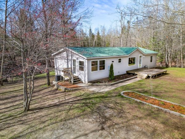 5538 Powers Road, Alanson, MI 49706