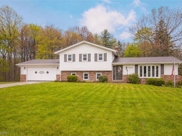 18810 Dellwood Drive, Walton Hills, OH 44146