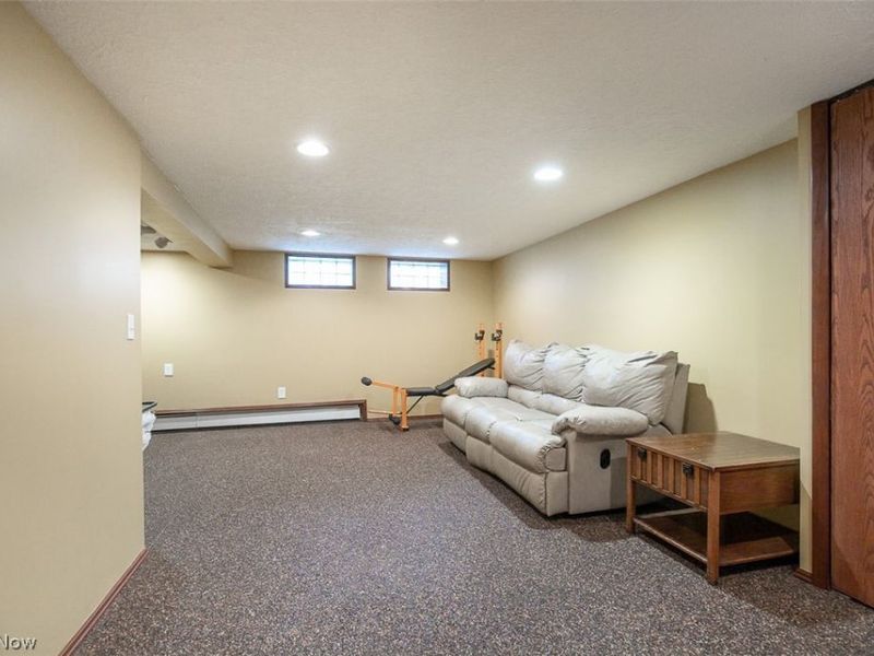 18810 Dellwood Drive, Walton Hills, OH 44146 Photo 23