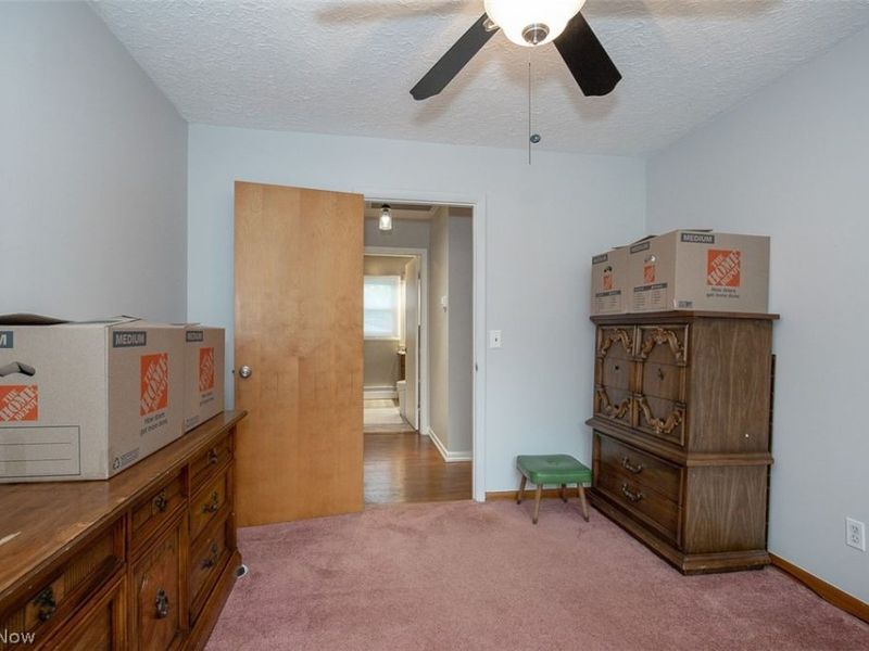 18810 Dellwood Drive, Walton Hills, OH 44146 Photo 31