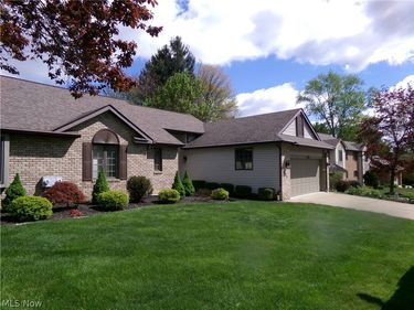 4911 Pond Drive NW, North Canton, OH 44720