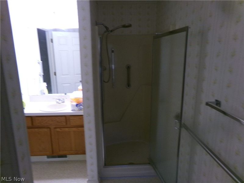 4911 Pond Drive NW, North Canton, OH 44720 Photo 15