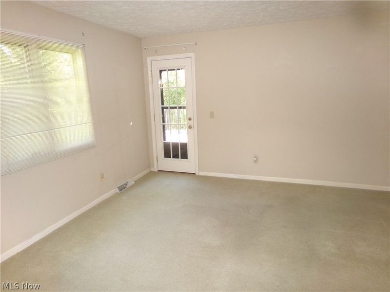 4911 Pond Drive NW, North Canton, OH 44720 Photo 20