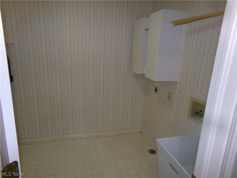 4911 Pond Drive NW, North Canton, OH 44720 Photo 21