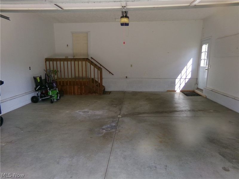 4911 Pond Drive NW, North Canton, OH 44720 Photo 30
