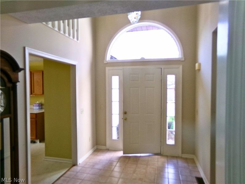 4911 Pond Drive NW, North Canton, OH 44720 Photo 6