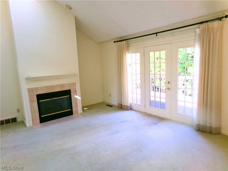 4911 Pond Drive NW, North Canton, OH 44720 Photo 8