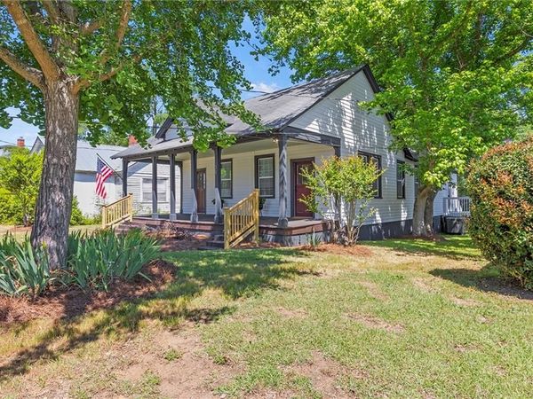 39 N Broad Street, Porterdale, GA 30014