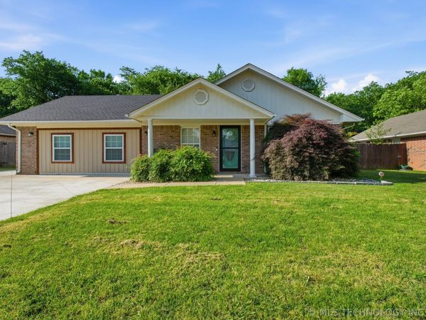 24 Natalie Lane, Kiefer, OK 74041