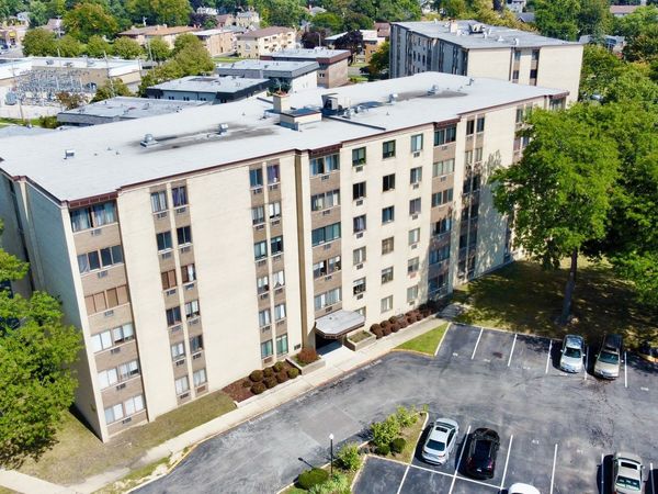 9725 S Karlov Avenue , Unit 501, Oak Lawn, IL 60453