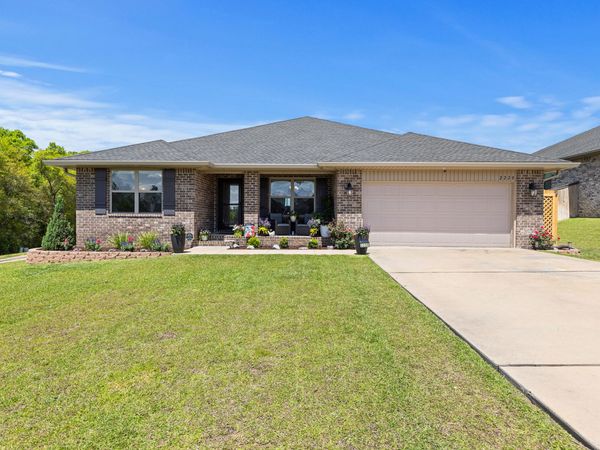 2220 Jernigan Drive, Crestview, FL 32536