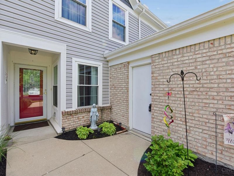 4355 Towneside Court, Mason, OH 45040 Photo 2