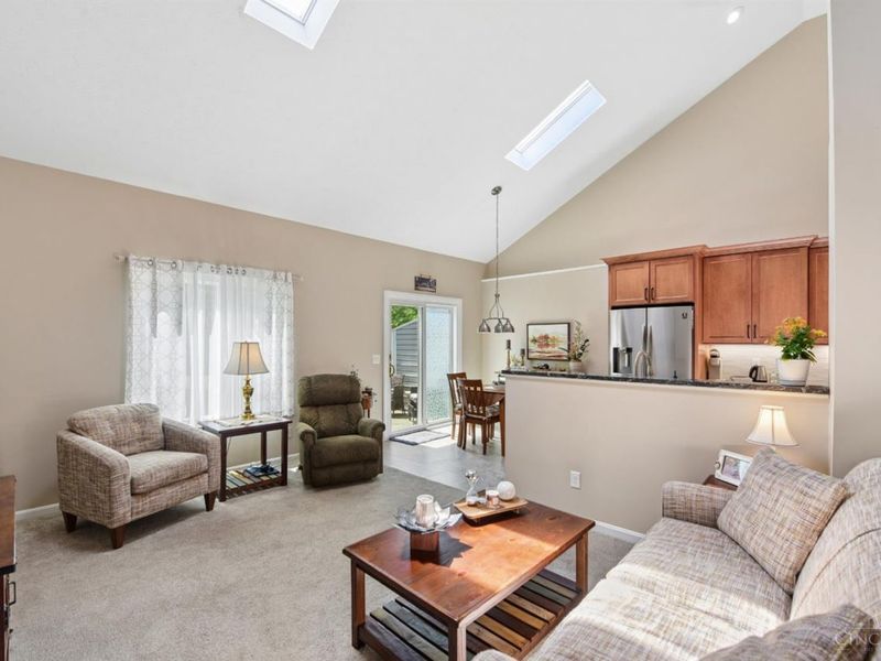 4355 Towneside Court, Mason, OH 45040 Photo 6