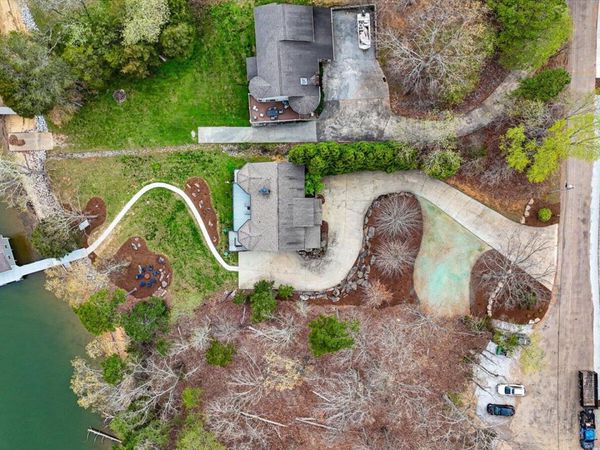 302 Key Cove Road , Spring City, TN 37381