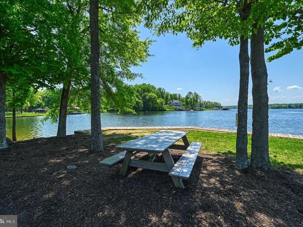 92 MILL RUN, BUMPASS, VA 23024