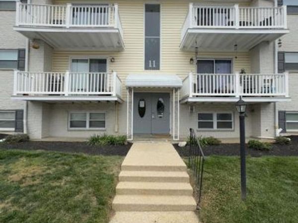 11 WARREN LODGE COURT , Unit B, COCKEYSVILLE, MD 21030
