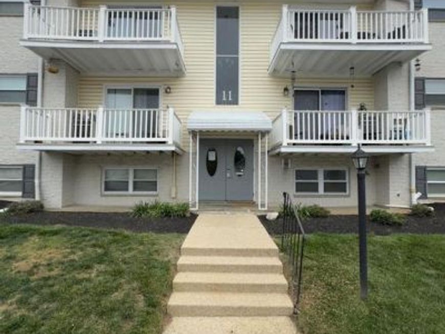11 Warren Lodge Court , Unit B, Cockeysville, MD 21030 Main Photo