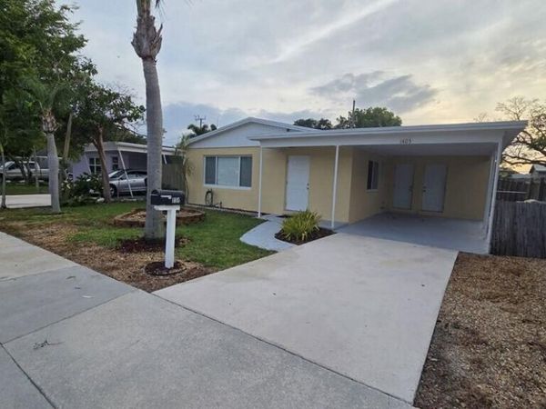 1405 N J Terrace, Lake Worth Beach, FL 33460