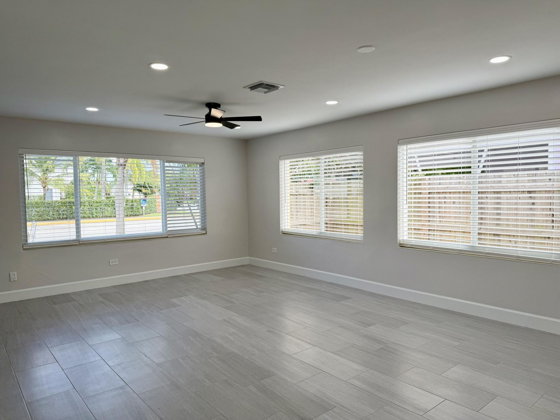 1405 N J Terrace, Lake Worth Beach, FL 33460 Photo